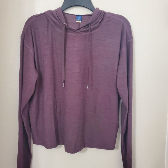 Old Navy Tops - Old Navy (NWOT) Sweatshirt